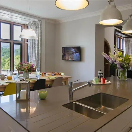 Brunt House آمبيلسايد