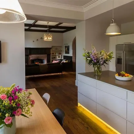 بيت للعطل Brunt House *